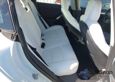 2023 Tesla Model 3 Rear-Wheel Drive z USA, uszkodzony, nr VIN 5YJ3E1EA6PF422968